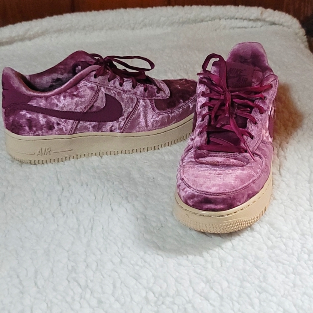 Nike air